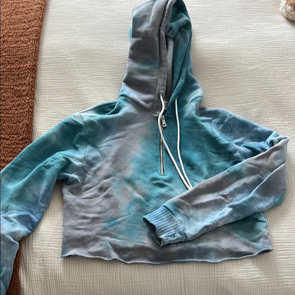 Blue Tie-Dye Cropped Hoodie